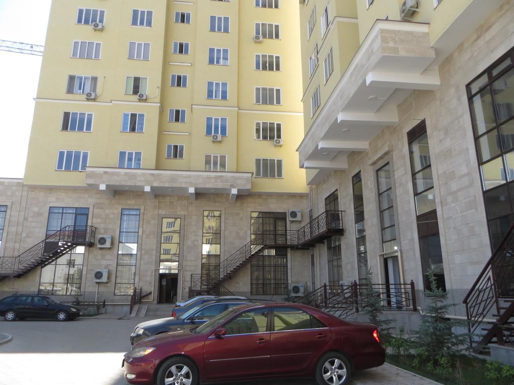Bishkek Maximus Apartament 2 Dış mekan fotoğraf